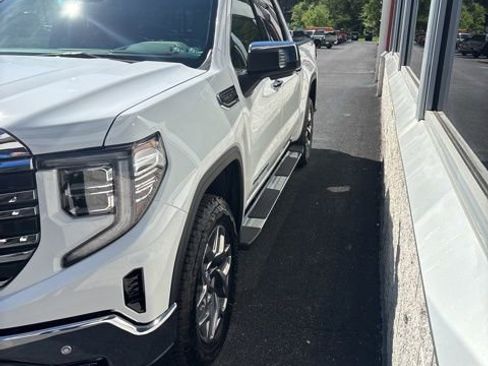 New 2026 GMC Sierra 1500 SLT w/ SLT Premium Package AWD/4WD image 15