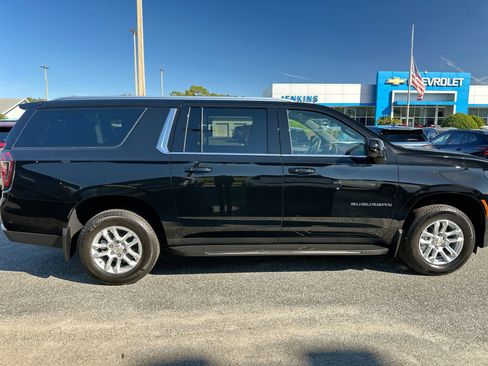 New 2026 Chevrolet Suburban LS w/ Max Trailering Package image 3