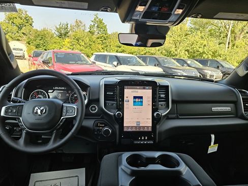 New 2025 RAM 1500 Big Horn image 34