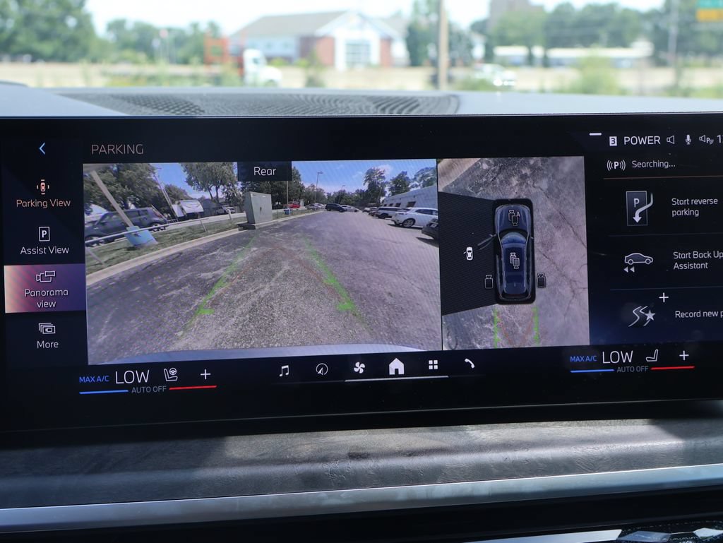 Used 2025 BMW X7 xDrive40i AWD/4WD image 43