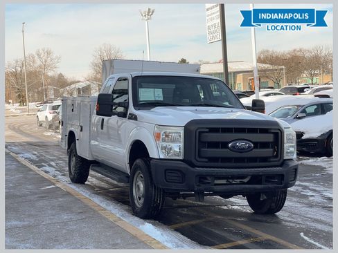 Used 2015 Ford F350 XL image 1