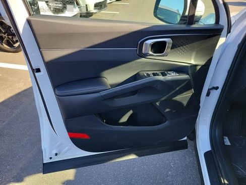 New 2026 Kia Sorento LX FWD image 5