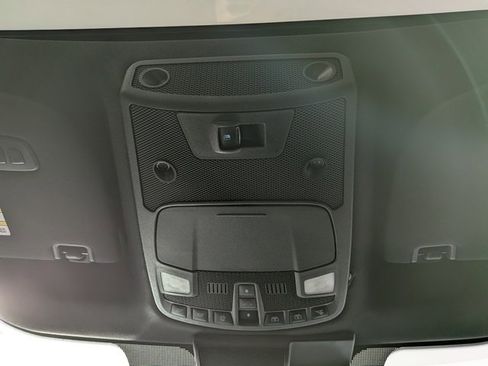 Used 2019 Ford F150 Platinum w/ Equipment Group 701A Luxury image 24