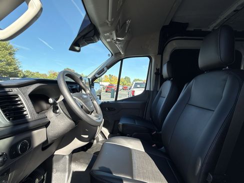 New 2026 Ford Transit 150 148 Medium Roof w/ Load Area Protection Package image 13