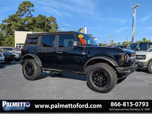 Used 2022 Ford Bronco Wildtrak image 2