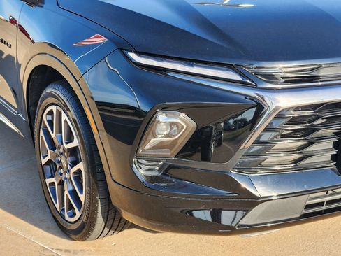 Used 2025 Chevrolet Blazer RS w/ Driver Confidence II Package AWD/4WD image 9