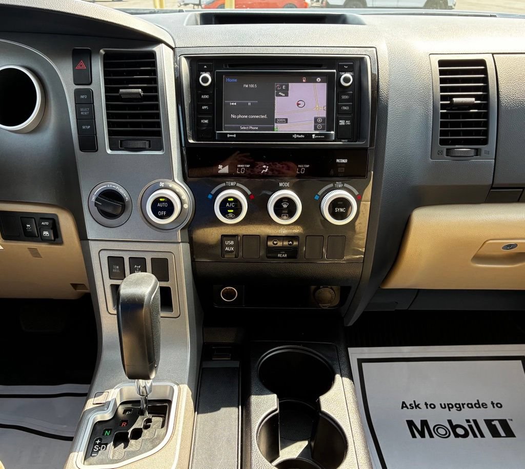 Used 2017 Toyota Sequoia SR5 AWD/4WD image 23