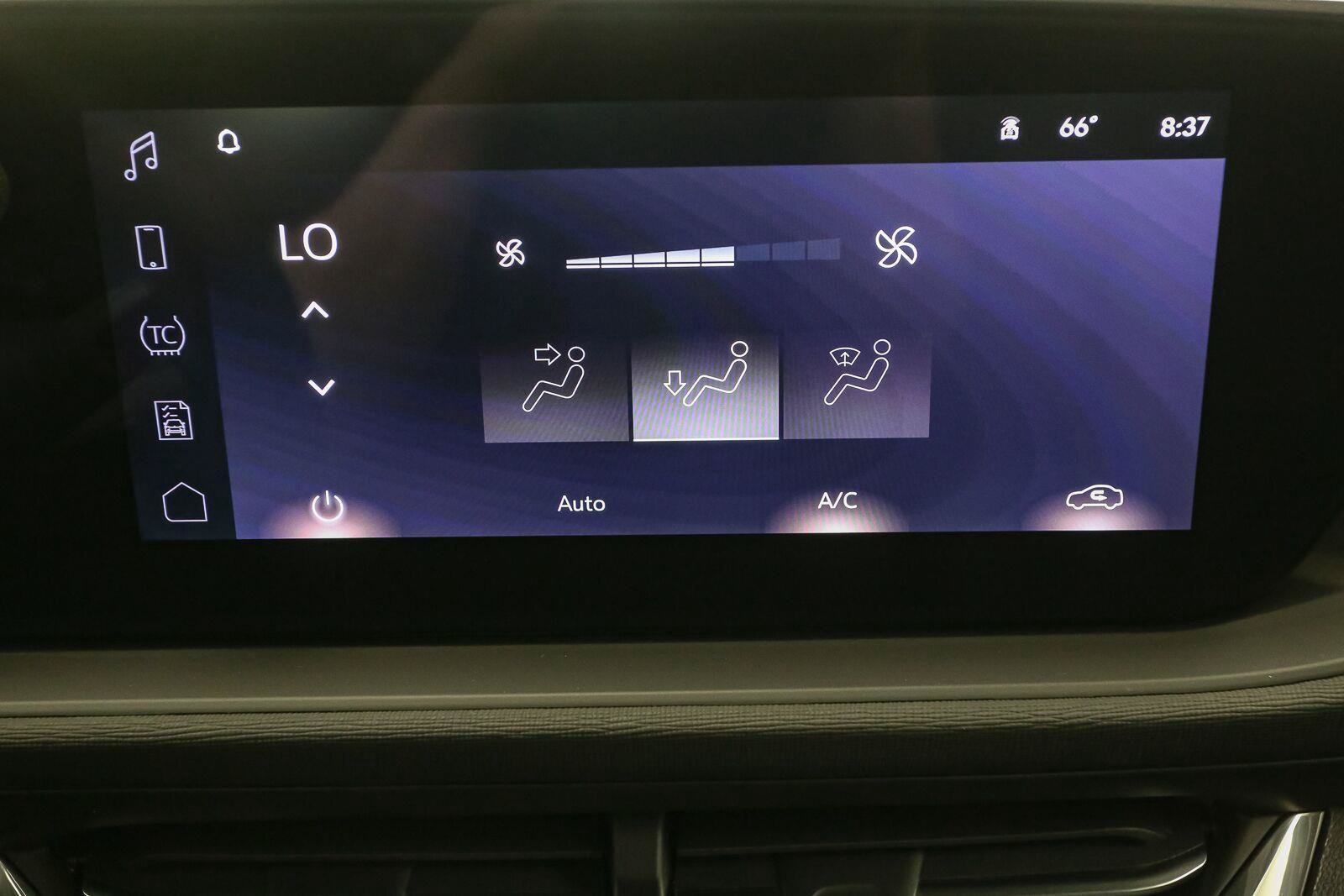 Used 2025 Buick Envista Preferred w/ Convenience I Package FWD image 25