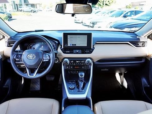 Used 2025 Toyota RAV4 XLE Premium w/ Weather Package AWD/4WD image 19