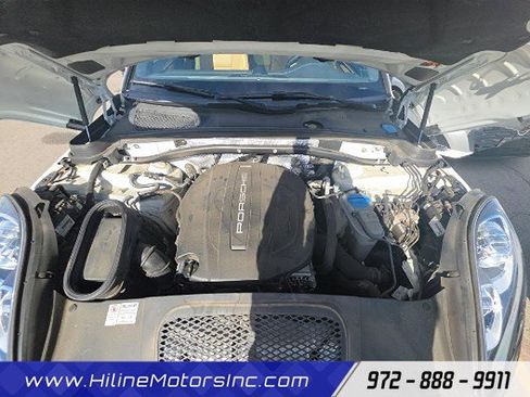 Used 2018 Porsche Macan image 21