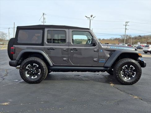 Used 2024 Jeep Wrangler Unlimited Rubicon 4xe image 17