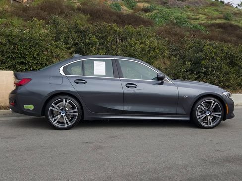 Used 2022 BMW 330e w/ Driving Assistance Package image 4