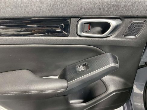 Used 2024 Honda Civic Touring image 3