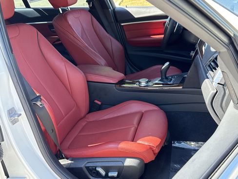 Used 2017 BMW 330i Sedan RWD image 19