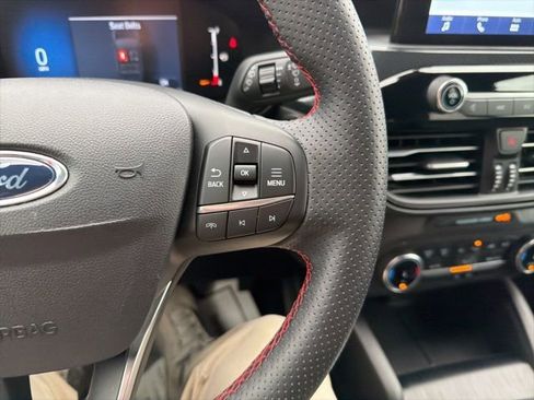 Used 2025 Ford Escape ST-Line image 33