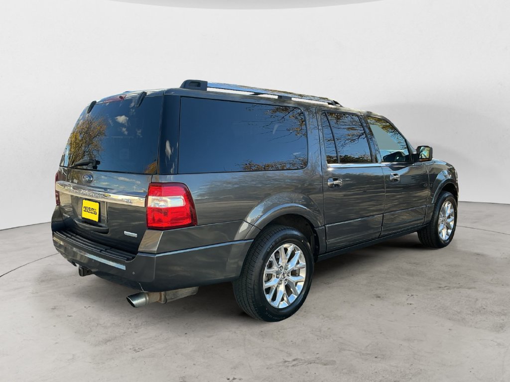 Used 2017 Ford Expedition EL Limited w/ Equipment Group 301A AWD/4WD image 8