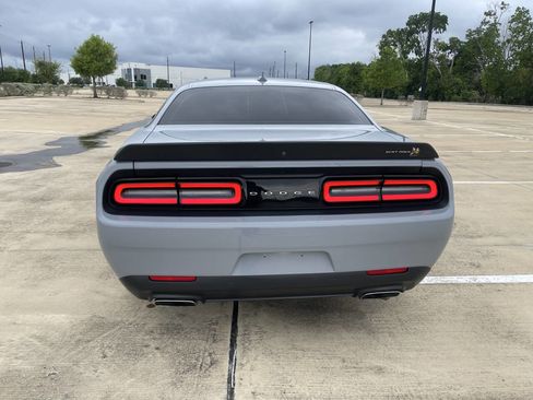 Used 2021 Dodge Challenger R/T Scat Pack RWD image 11