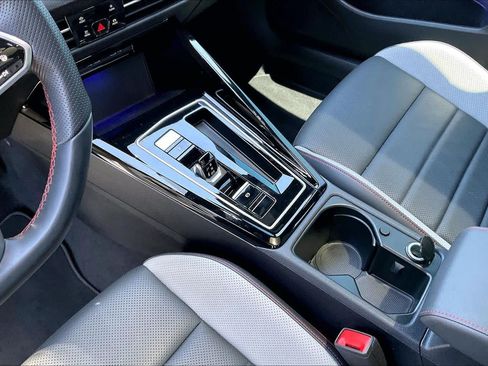 Used 2024 Volkswagen GTI Autobahn FWD image 15