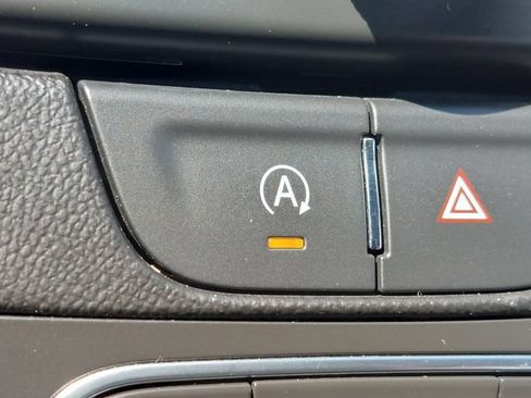 Used 2024 Chevrolet Malibu LT FWD image 26