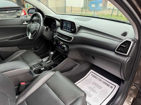 Used 2019 Hyundai Tucson Limited FWD image 17