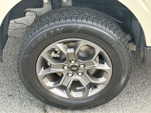 Used 2024 Ford Maverick XLT FWD image 17