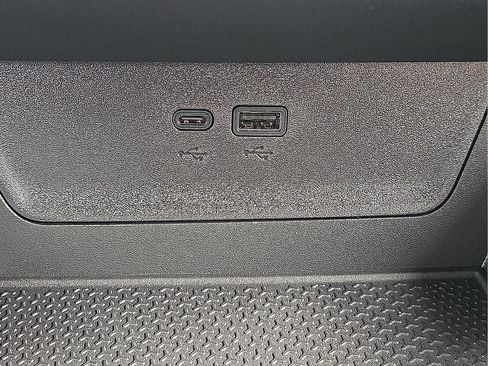 New 2026 Chevrolet Equinox ACTIV w/ Safety and Technology Package FWD image 18
