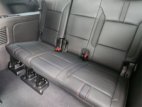 New 2026 Chevrolet Suburban RST w/ RST Capability Package image 25