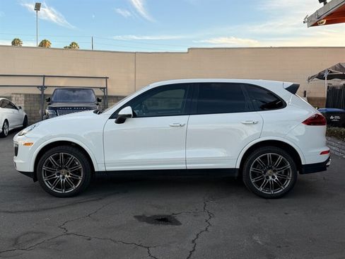 Used 2018 Porsche Cayenne Platinum Edition AWD/4WD image 11