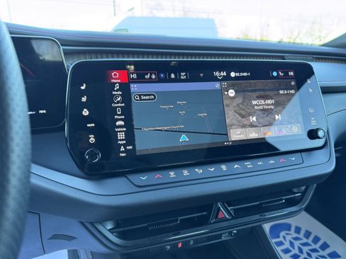 New 2024 Dodge Charger R/T w/ Plus Group image 26