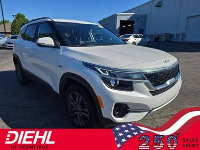 Used 2023 Kia Seltos S w/ Navigation Package