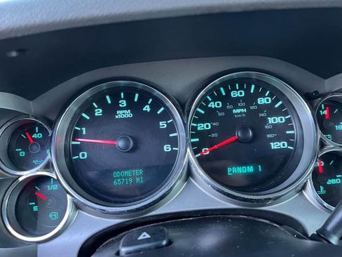 Used 2010 Chevrolet Silverado 3500 W/T w/ Snow Plow Prep Package image 15