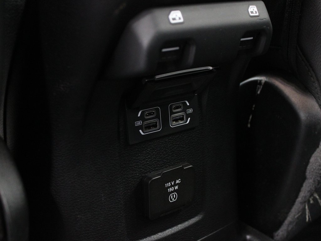 Used 2023 Jeep Wrangler Unlimited Sahara AWD/4WD image 11