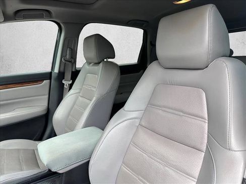Used 2017 Honda CR-V Touring image 11