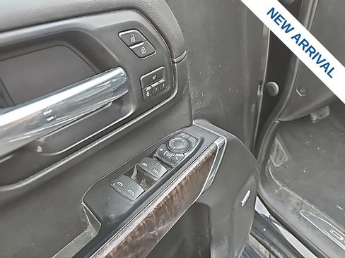 Used 2020 GMC Sierra 2500 Denali w/ Denali Ultimate Package image 12