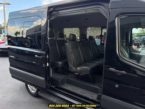 Used 2018 Ford Transit 150 XLT RWD image 28