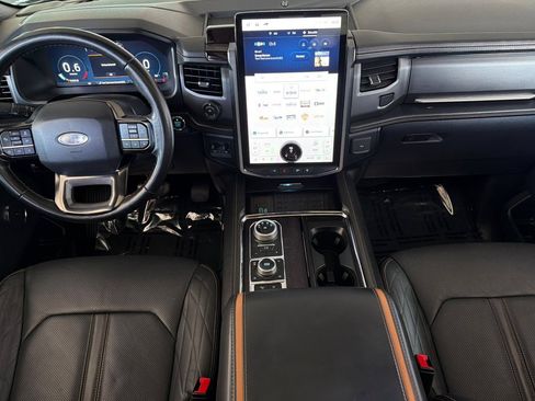 Used 2023 Ford Expedition Max Platinum AWD/4WD image 15