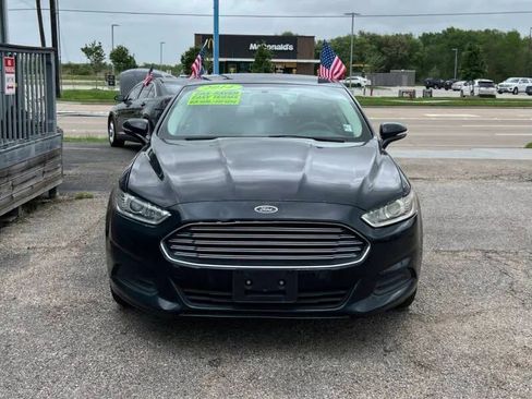 Used 2014 Ford Fusion SE image 3