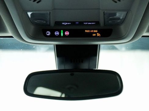 Used 2022 GMC Terrain SLE w/ Driver Convenience Package image 21