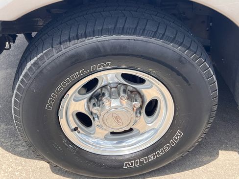 Used 2001 Ford Excursion Limited image 36