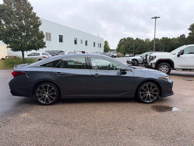 Used 2020 Toyota Avalon XSE w/ Carpet Mat Package FWD image 8