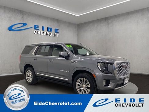 Used 2022 GMC Yukon Denali w/ Max Trailering Package image 1