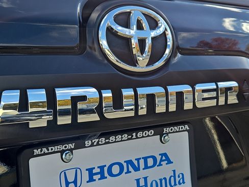 Used 2023 Toyota 4Runner TRD Off-Road Premium image 29