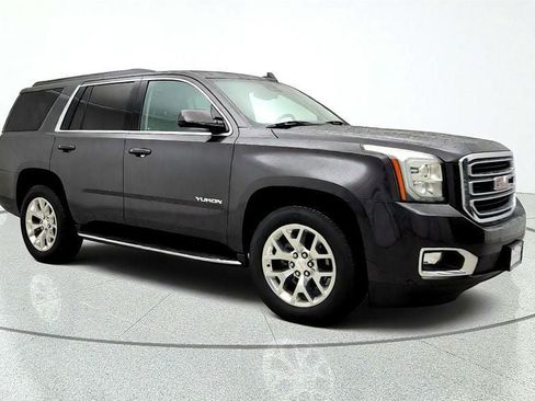 Used 2018 GMC Yukon SLT w/ Open Road Package AWD/4WD image 3