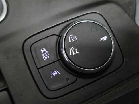 Used 2019 Chevrolet Traverse Premier w/ Redline Edition AWD/4WD image 18
