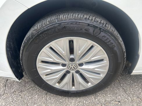 Used 2019 Volkswagen Jetta S w/ Driver Assistance Package FWD image 21