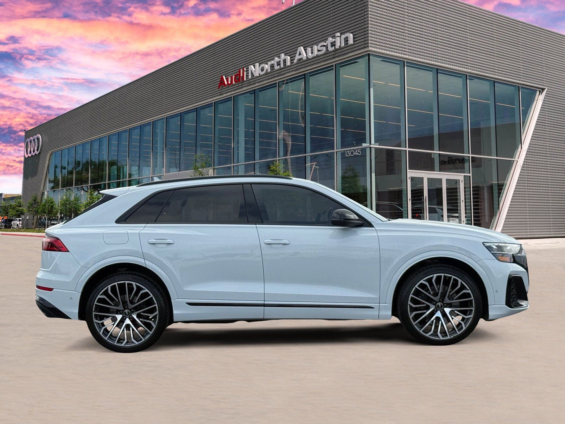 Used 2024 Audi SQ8 Premium Plus w/ 23" Wheel Package AWD/4WD image 6