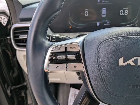 Used 2023 Kia Telluride EX w/ EX Captain's Chair Package FWD image 33