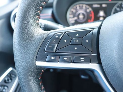 Used 2025 Nissan Versa SR w/ Trunk Package image 19