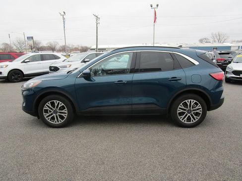 Used 2020 Ford Escape SEL image 3