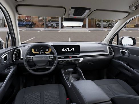 Certified 2026 Kia Sorento LX FWD image 15